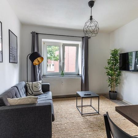 Perfekt Fuer 2! Wifi/ Netflix Apartment Дуйсбург Екстериор снимка